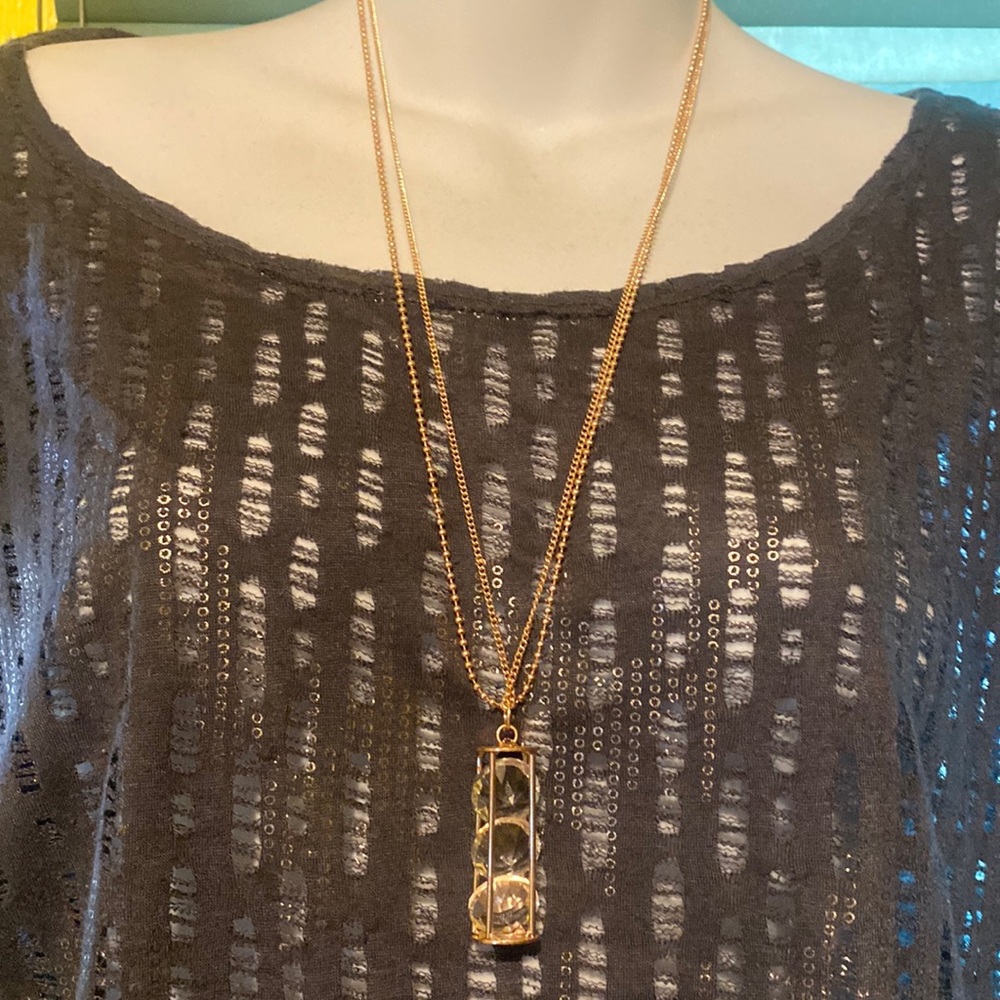 💎bundle 3 jewelry for $20! Macy’s Rose Gold Crystal Necklace